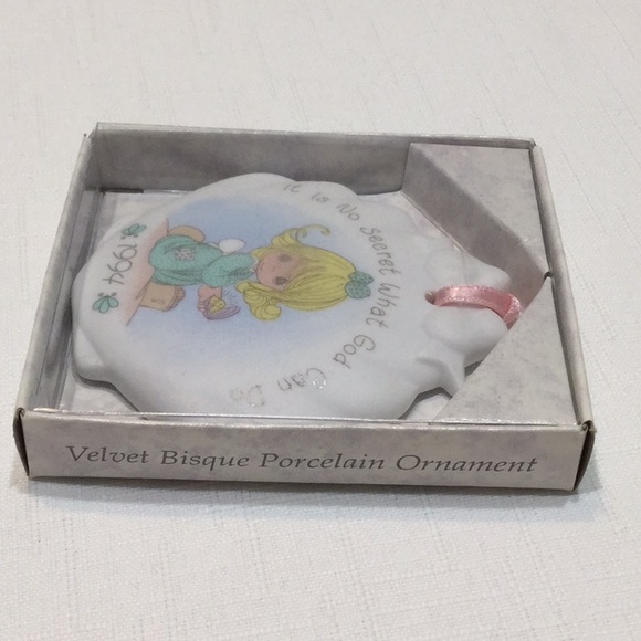 Vintage 1993 Precious Moments Ornament by Enesco - Picture 6 of 6